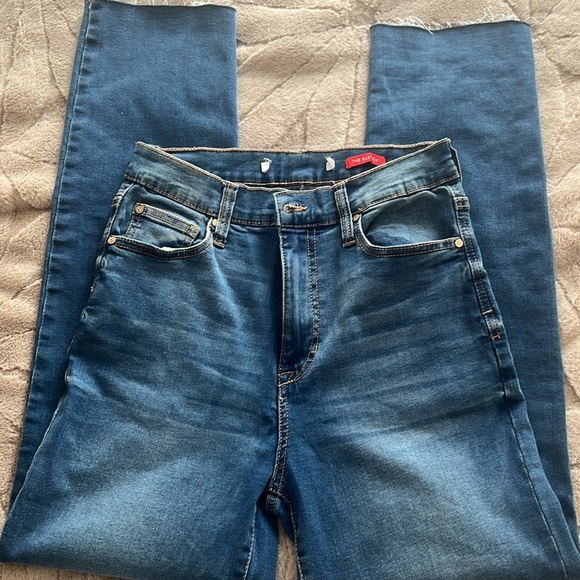 Really good condition Levi’s jeans - Picture 2 of 4